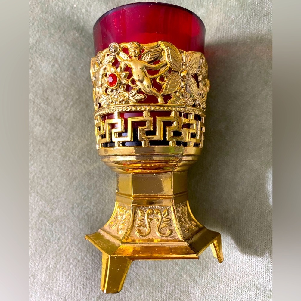 Kandili candleholder that circles the ruby glass ornate pattern #15